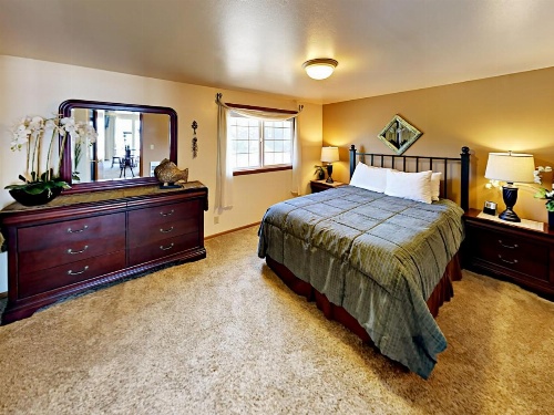 645 N Pacific St Townhouse Unit B image 10